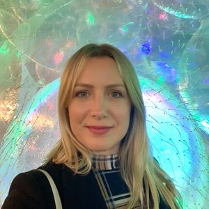 Meet your Posher, Suzanne